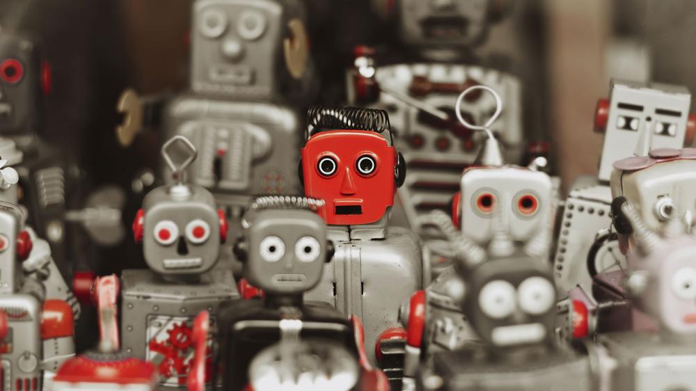 These chatbots can help you stay on top of ad campaigns in Slack, Facebook Messenger & more